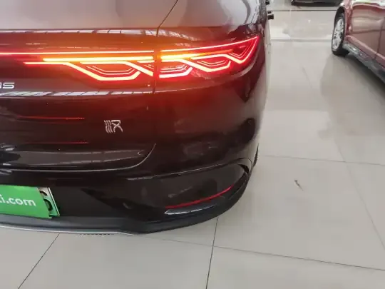 BYD Han 2025 (5200 км)