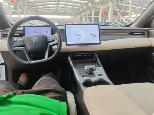 BYD Qin PLUS 2025 (1900 км)