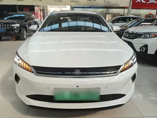 BYD Qin PLUS 2025 (1900 км)