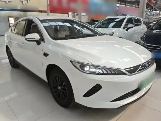 BYD Qin PLUS 2025 (1900 км)