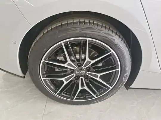 BYD Seal 2025 (100 км)