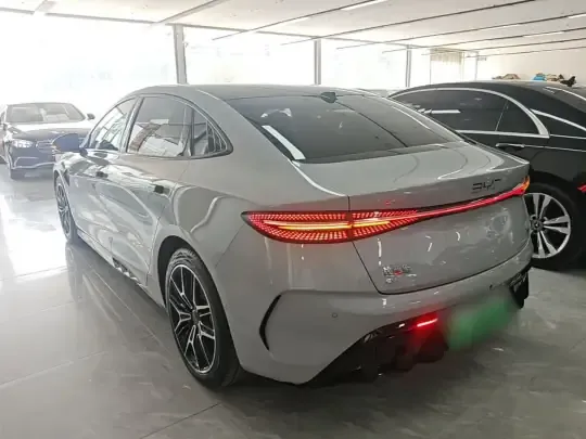 BYD Seal 2025 (100 км)