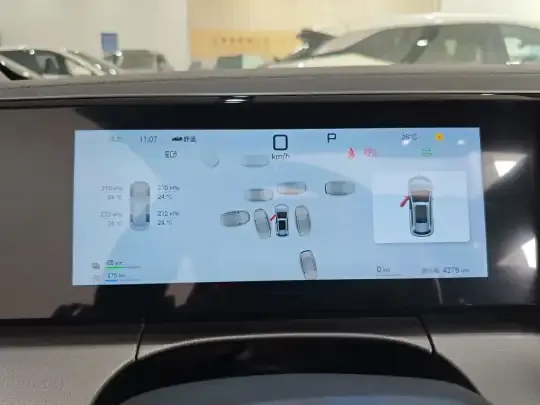 BYD Song L DM-i 2025 (4200 км)