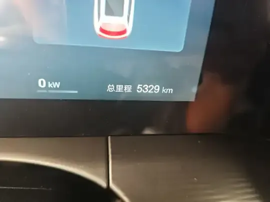 BYD Song L DM-i 2025 (5300 км)