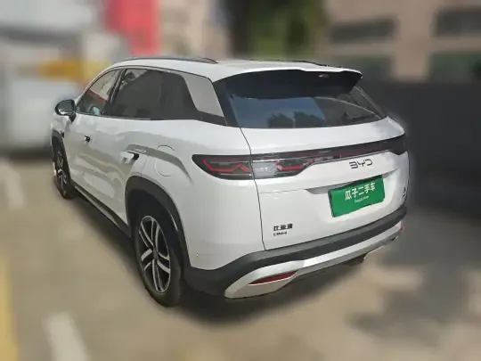 BYD Song L DM-i 2025 (5300 км)