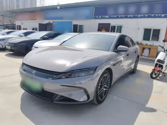 BYD Han 2025 (7200 км)