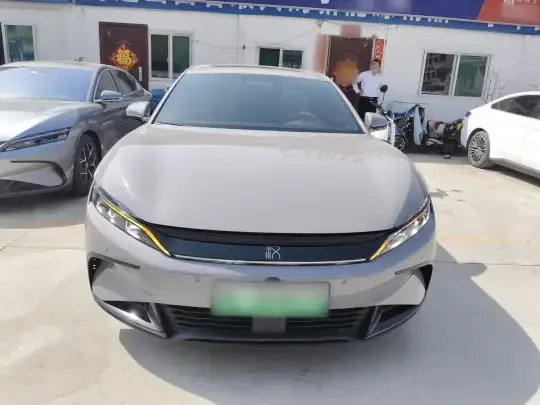 BYD Han 2025 (7200 км)