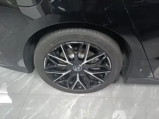 BYD Han 2025 (1500 км)