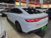 BYD Qin L 2025 (5100 км)