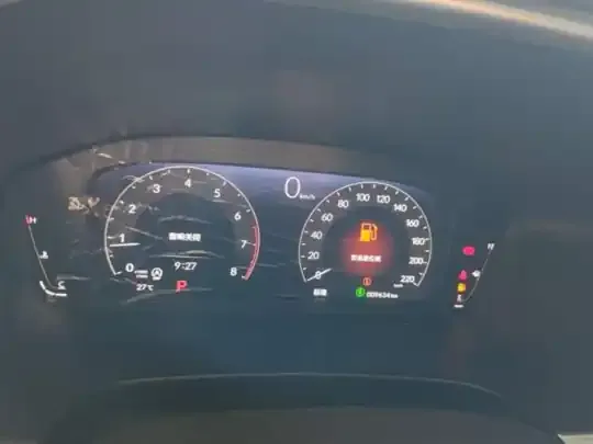 Honda CR-V 2024 (9600 км)
