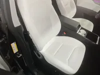 Tesla Model Y 2025 (37300 км)