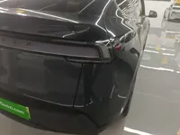Tesla Model Y 2025 (37300 км)
