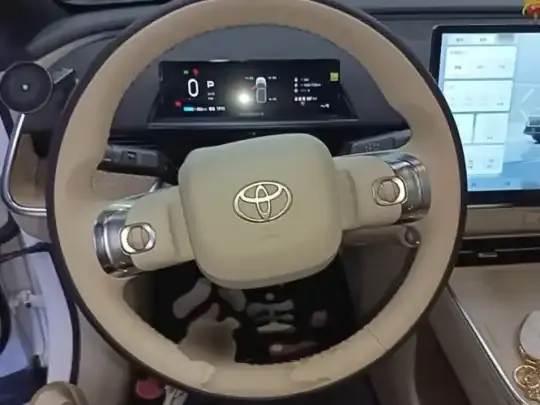 Toyota BZ 3X 2025 (300 км)