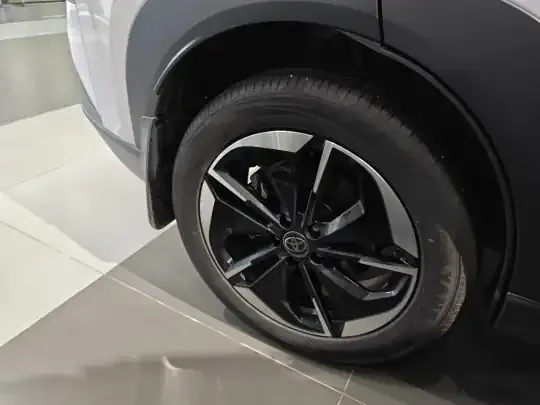 Toyota BZ 3X 2025 (12800 км)