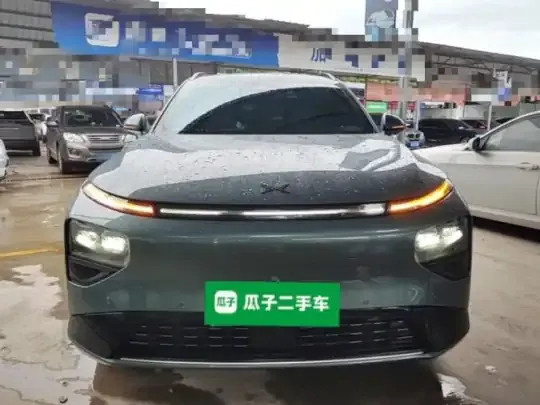 XPeng G9 2025 (20900 км)