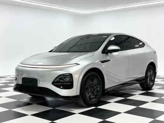 XPeng G6 2025 (3900 км)