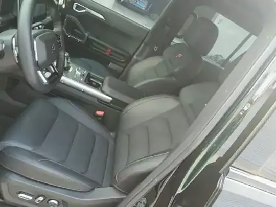 JETOUR Traveler 2025 (11299 км)