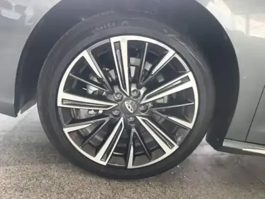 Chery Arrizo 8 PRO 2025 (10200 км)