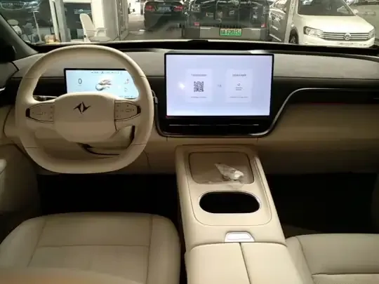 Dongfeng e? e?008 2025 (100 км)