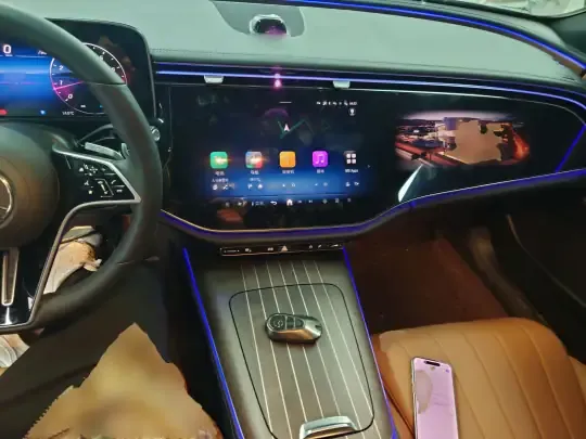 Mercedes-Benz E-Class 2025 (10000 км)