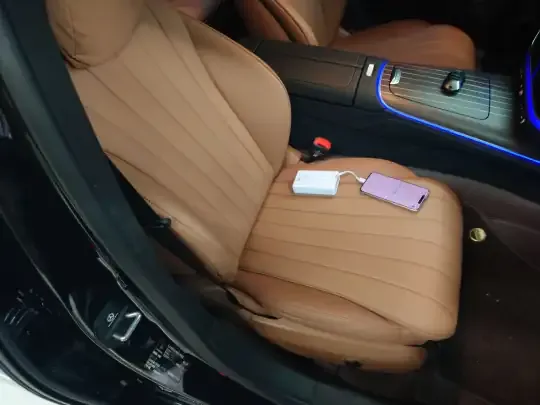 Mercedes-Benz E-Class 2025 (10000 км)
