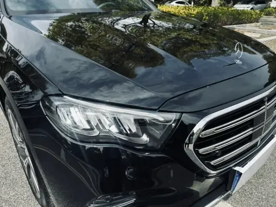 Mercedes-Benz E-Class 2025 (2800 км)