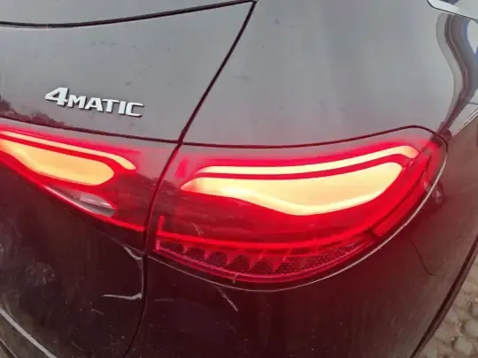 Mercedes-Benz GLC 2025 (7200 км)