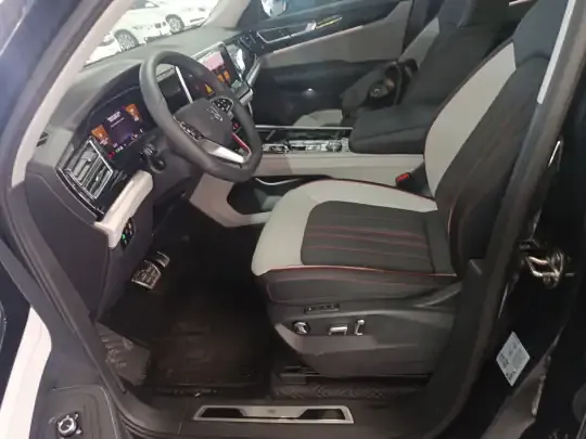 Volkswagen Teramont X 2025 (2300 км)