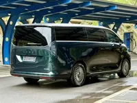 Geely Galaxy LEVC L380 2025 (25400 км)