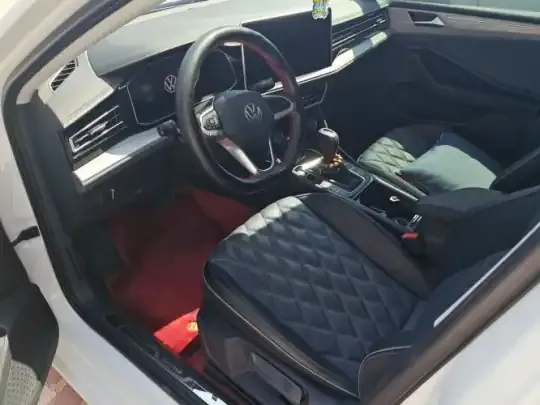 Volkswagen Sagitar 2025 (8600 км)