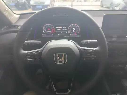 Honda Accord 2025 (12900 км)