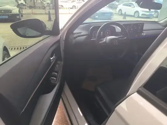 Honda Accord 2025 (12900 км)