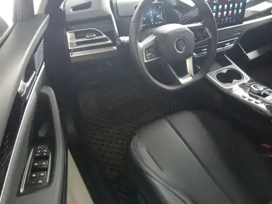BYD Qin PLUS 2025 (4000 км)