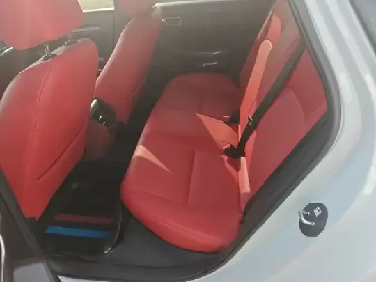 Honda Civic 2025 (20700 км)