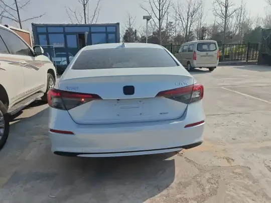 Honda Civic 2025 (20700 км)