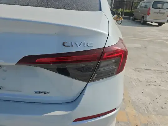 Honda Civic 2025 (20700 км)