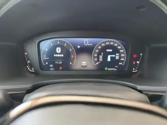 Honda Civic 2025 (4000 км)