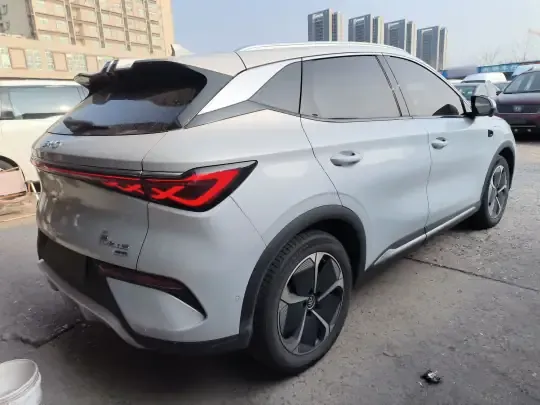 BYD Yuan PLUS 2025 (11300 км)