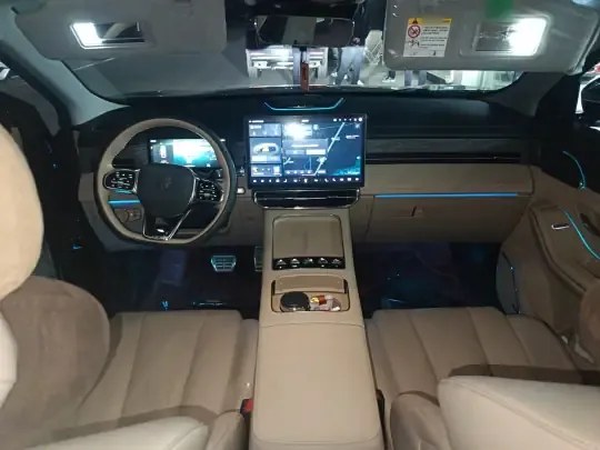 JETOUR Shanhai L9 2025 (21000 км)