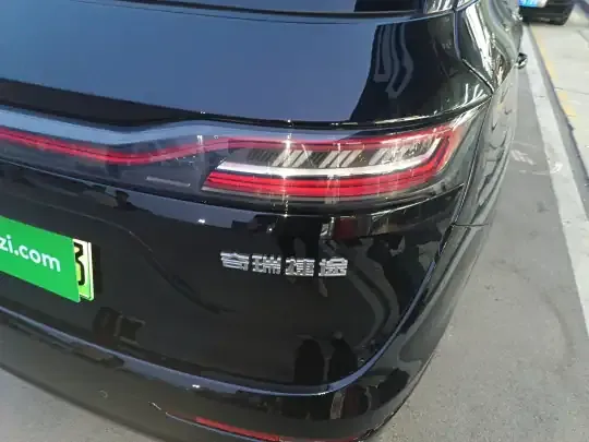 JETOUR Shanhai L9 2025 (21000 км)