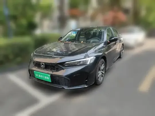 Honda Civic 2025 (10900 км)