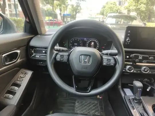 Honda Civic 2025 (10900 км)