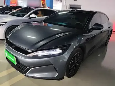 BYD Han L 2025 (9300 км)