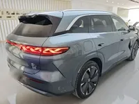 BYD Tang L 2025 (5400 км)