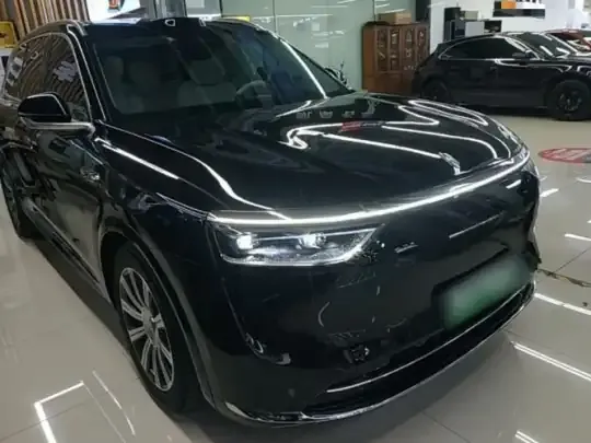 Hima AITO M8 2025 (12000 км)