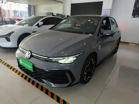 Volkswagen Golf 2025 (100 км)