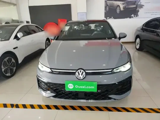 Volkswagen Golf 2025 (100 км)