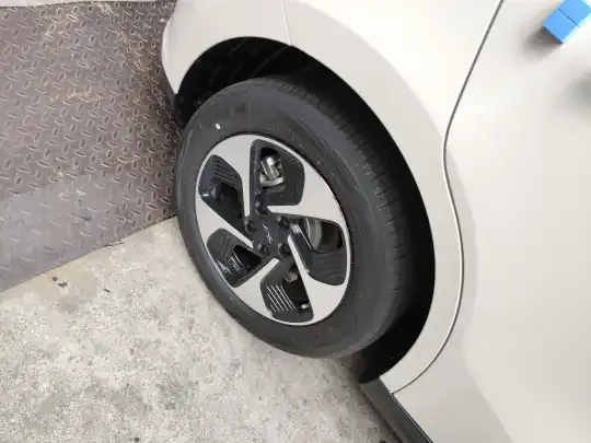 JAC Yiwei 3 2025 (100 км)