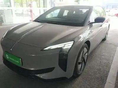 Hongqi EH7 2025 (1200 км)