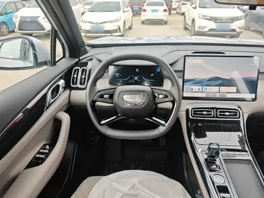 Geely Auto FX11 2025 (100 км)
